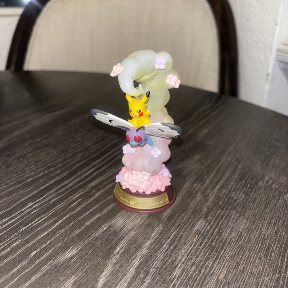 Pikachu Butterfree Pokemon Re-ment‎ Swing Vignette Collection Figure